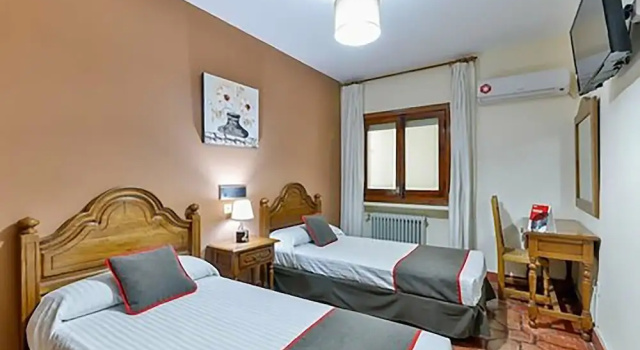 Двухместный номер Economy Hostal Alfonso XI