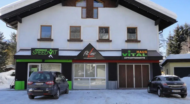 Apartment in Altenmarkt im Pongau With Garden, Rezerwuj Apartament Hotele w Salzburg z parkingiem, Parking