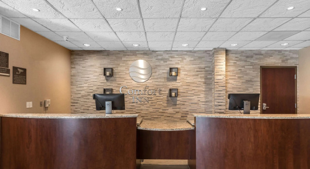 Comfort Inn Bay City - Riverfront