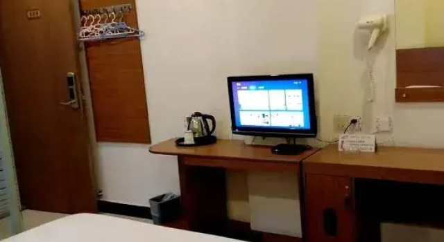 Grid Inn (Lingshan Liufeng), Book Hotel Lingshan Guangxi