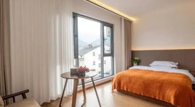 Люкс Comfort Jiuhua Mountain Weichi Homestay