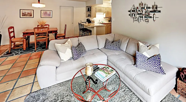 Beaver Duplex Unit B - 2 Br Duplex, Rezervasyon Otel West Lake Hills Teksas