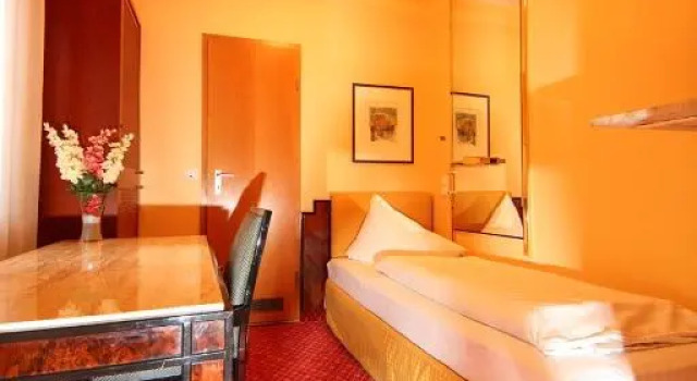 Номер Economy Hotel Rheinfels - Radfahrer Willkommen