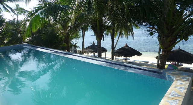 FloWer Beach Resort
