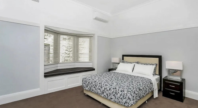 Live the Bondi Lifestyle - BB002