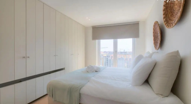 Appartement op de Zeedijk in hartje Knokke 7e verdiep voor 6 personen