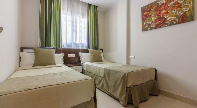 Klayman Diamond Aparthotel
