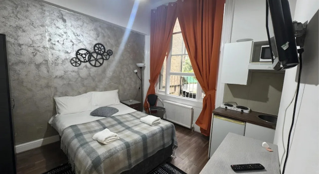 Remarkable Studio Apartment in London, Varaa Huoneisto Asunnot kohteessa Merseyside, Huoneisto