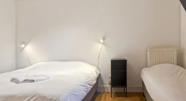 3 Bedroom Self Check in for 7, Prenota Appartamento Bruxelles Bruxelles