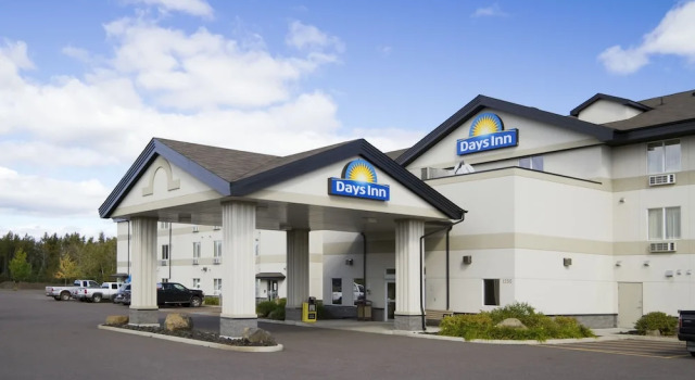 Days Inn Thunder Bay North, Varaa Hotelli Thunder Bay Ontario