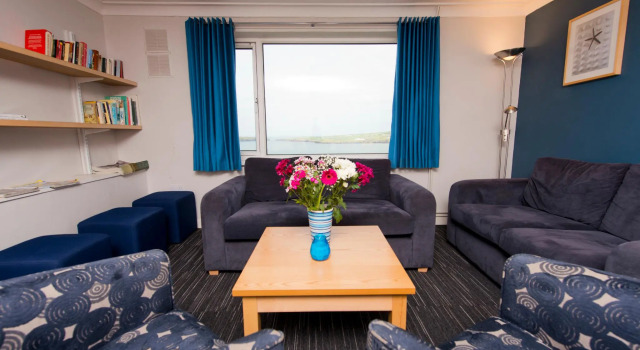 Hostel YHA Poppit Sands, Book Hostel / Vandrerhjem Hostels i Dyfed, Hostel / Vandrerhjem
