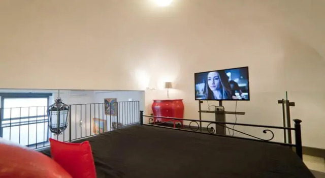 Cromatico Art House, Забронировать Апартаменты/квартира Катания Сицилия, рядом с Italia Metro Station