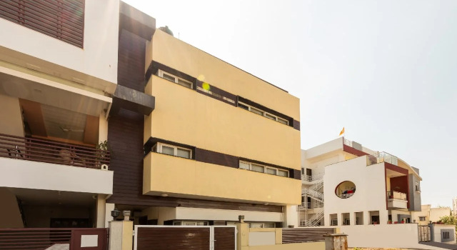 Silver Stay By OYO Rooms