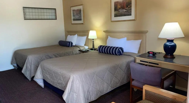 Economy Inn, 预订 酒店 加尼特 堪萨斯州