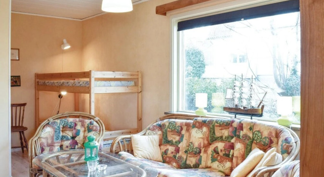 Beautiful Home in Arild With 1 Bedrooms, Rezerwuj Hotel Hotele w Lagos z parkingiem, Parking