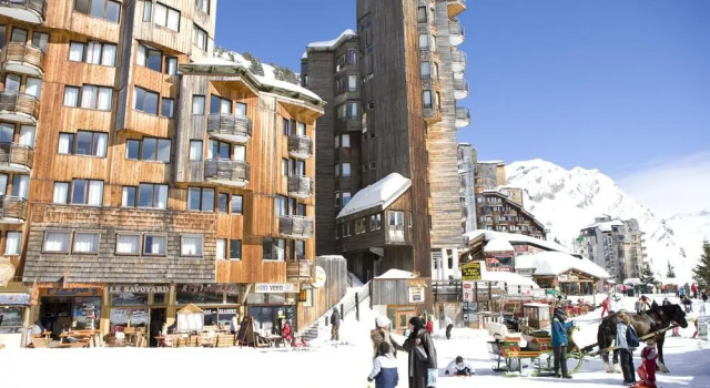 Residence Les Portes du Soleil - maeva Home, Забронировать Отель Морзин Порт дю Солей, рядом с Горнолыжный подъемник Ландаре