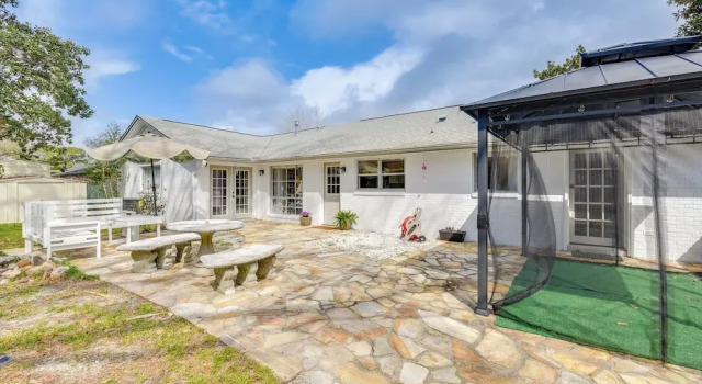 Коттедж 2 Mi to Shore: Modern Retreat in Fort Walton Beach