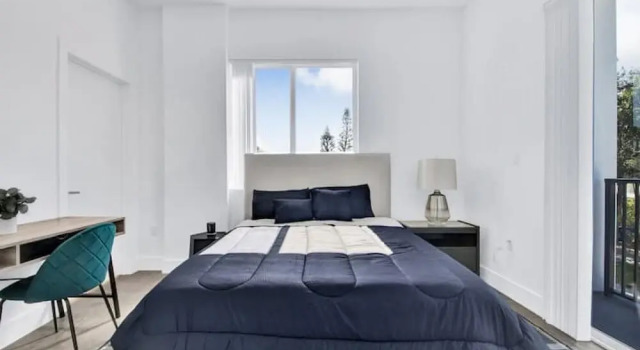 Impeccable 2 Bed Queen Suite Parking N Elevator