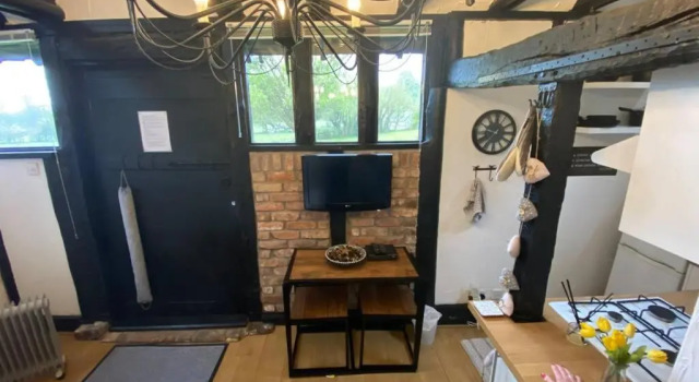 Windsor / Ascot / Bracknell Beautiful Barn, Book Hotel Hoteller i Ascot med parkering, Parkering