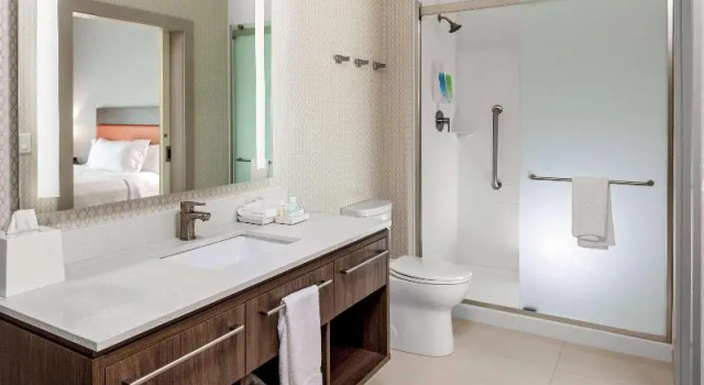 Номер Standard Home2 Suites By Hilton Salisbury