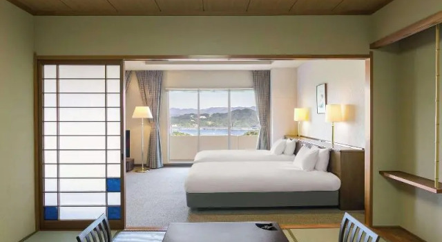 Двухместный номер Standard с красивым видом из окна Grand Mercure Awaji Island Resort & Spa