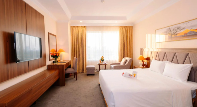 Muong Thanh Grand Phuong Dong Hotel