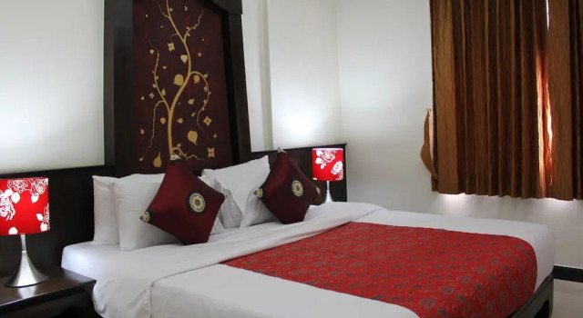 Номер Superior At Phuket Inn Patong Beach