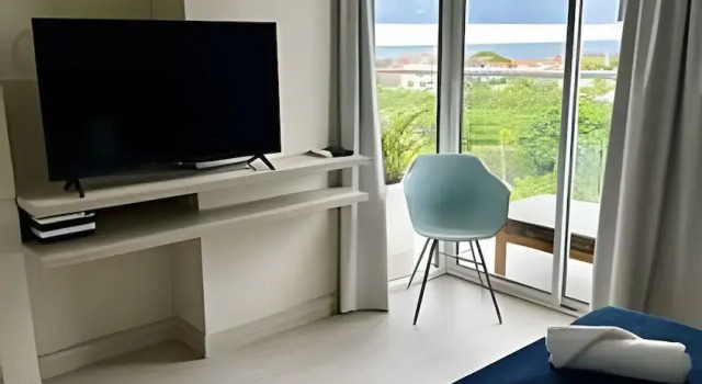 Апартаменты 808 Martinique