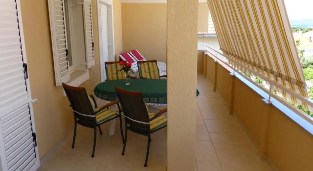 Апартаменты с 2 комнатами с видом на море Apartments Toni, Borik