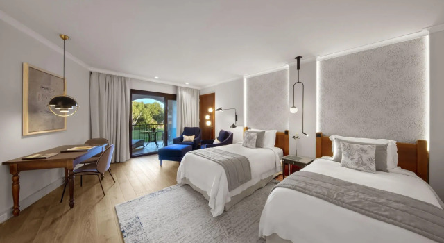 The St. Regis Mardavall Mallorca Resort, Rezerwuj Ośrodek wypoczynkowy Costa d'en Blanes Baleary