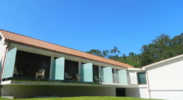 Hotel Alén do mar