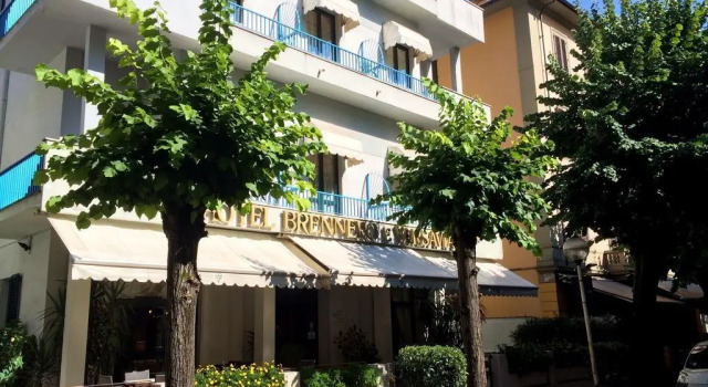 Hotel Brennero e Varsavia, Забронировать Отель Отели Монтекатини-Терме 3 звезды, рядом с Montecatini Train Station, 3*