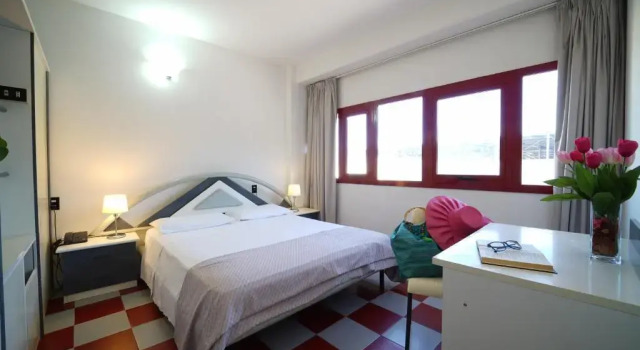 Четырёхместный номер Onda Hotel