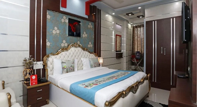 OYO 2629 Hotel Royal Odyssey, Забронировать Отель Отели Мератх 5 звезд, 5*