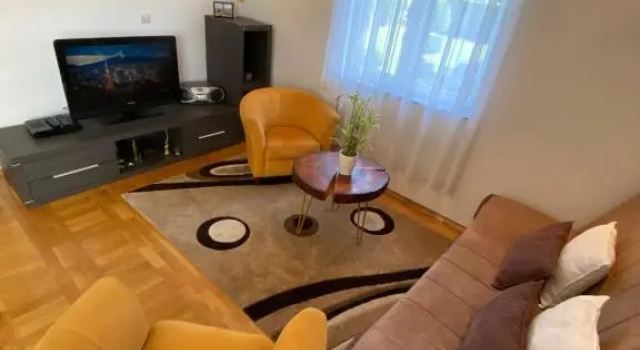 Lovely 1-bedroom apartment with free parking, Prenota Appartamento Hotel a Podgorica con parcheggio, Parcheggio
