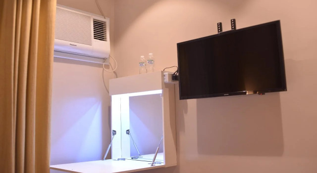 Robertson Hotel, Забронировать Отель Отели в центре Нага, в центре, Парковка, Завтраки
