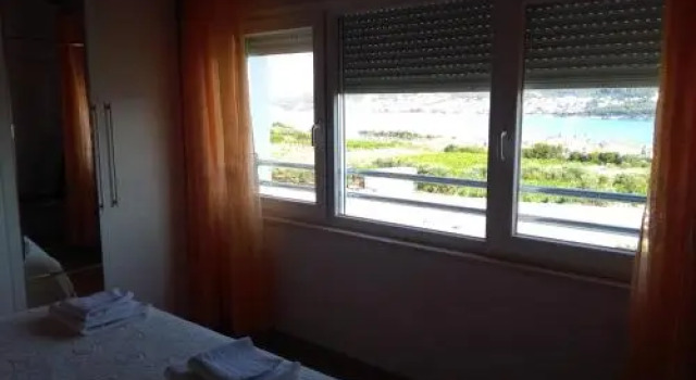 Villa Roza, Buchen Sie Villa Hotels in Gespanschaft Split-Dalmatien mit Pool, Schwimmbad