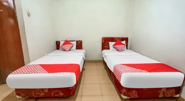 Двухместный номер Standard OYO Life 91160 Wisma Srijaya Syariah