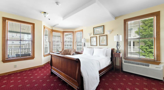 Номер Luxury Majestic Hotel