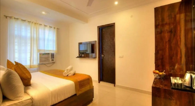 Hotel Ark-Of-Avalon Near Delhi Airport