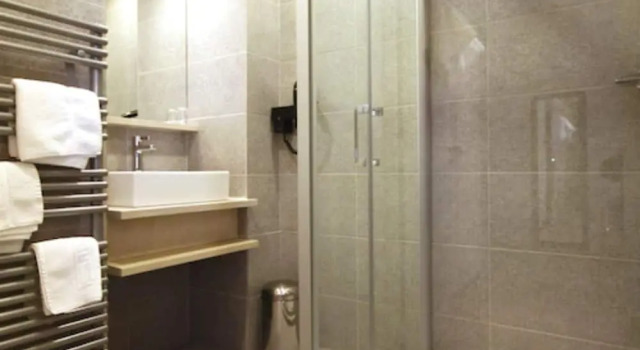 Полулюкс Hotel Richemond