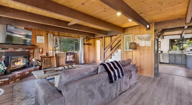 Bear Cabin - 1976 by Big Bear Vacations, Забронировать Дом для отпуска Биг-Бэар-Сити San Bernardino Mountains