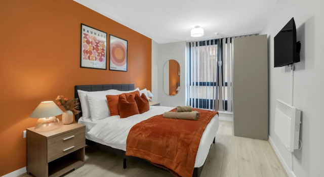 Cozy London Apartment With City Views, Забронировать Апартаменты/квартира Лондон Большой Лондон, рядом с Каннинг Таун