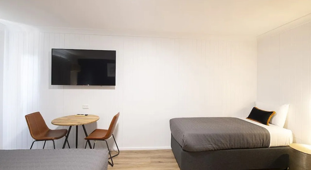 Трёхместный номер Superior Southend Hotel