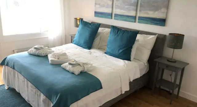 Paradise Lake View Apartment