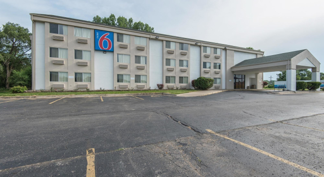Motel 6-Lawrence, KS, Buchen Sie Motel Lawrence Kansas