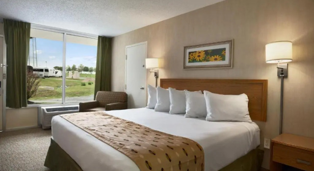 Номер Standard Days Inn of Frederick by Wyndham