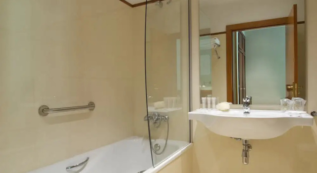 Двухместный номер Standard с видом на горы Hotel Manantial- Balneari Caldes de Boi