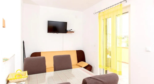 Apartment With one Bedroom in Slatine, With Wonderful sea View, Enclos
