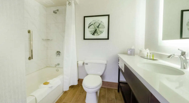 Номер Standard Doubletree By Hilton Jamestown, Ny